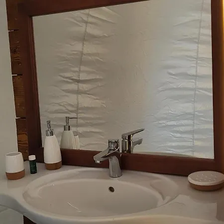 Luxury tent Les Bulles Du Coq De Champagne
