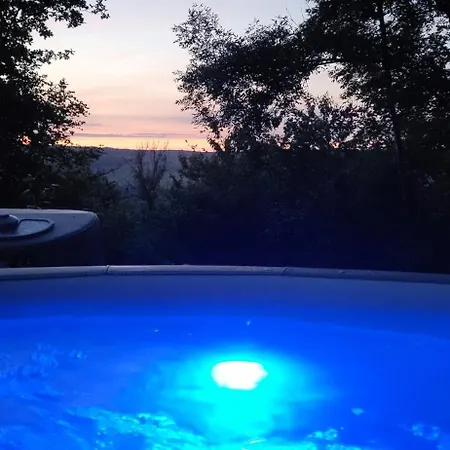Les Bulles Du Coq De Champagne Luxe tent *